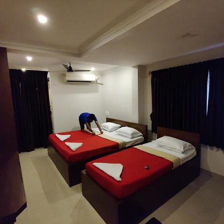 Vyavahar Lodge Удипи Экстерьер фото