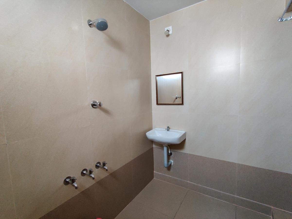 Vyavahar Lodge Удипи Экстерьер фото