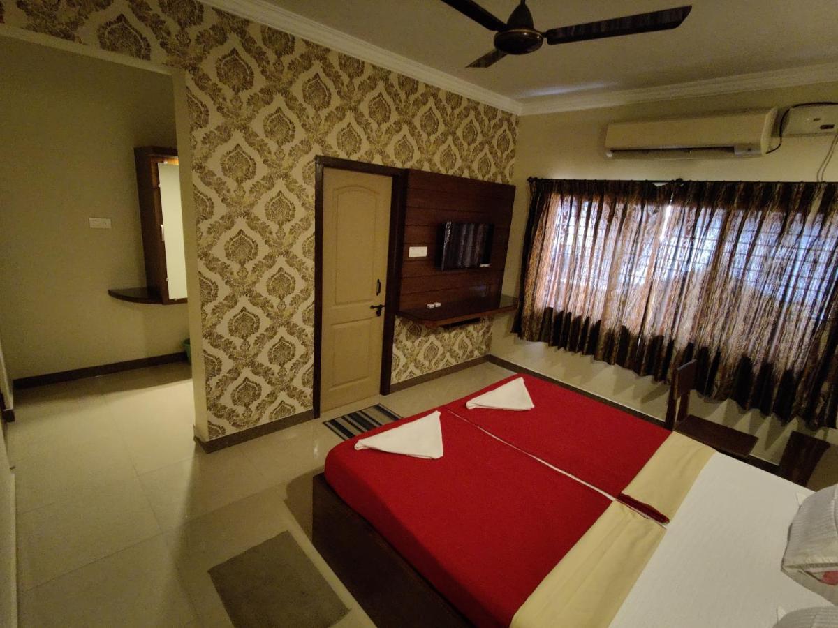 Vyavahar Lodge Удипи Экстерьер фото