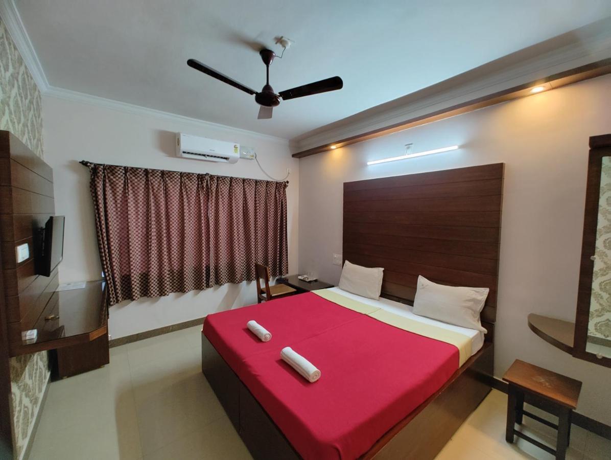 Vyavahar Lodge Удипи Экстерьер фото