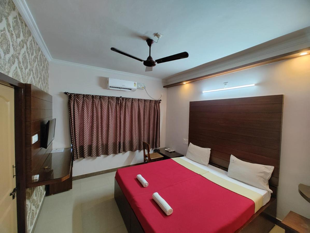 Vyavahar Lodge Удипи Экстерьер фото